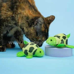 juguete con forma de tortuga para gatos con cuerda se mueve